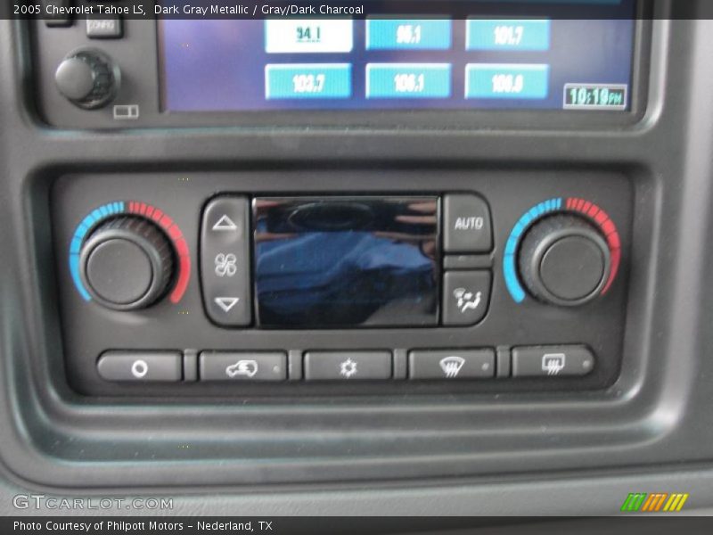 Dark Gray Metallic / Gray/Dark Charcoal 2005 Chevrolet Tahoe LS