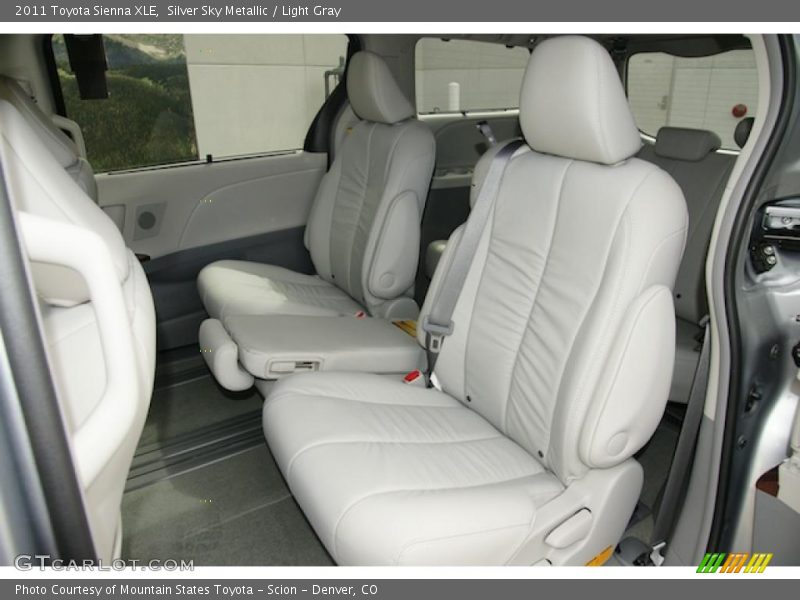  2011 Sienna XLE Light Gray Interior