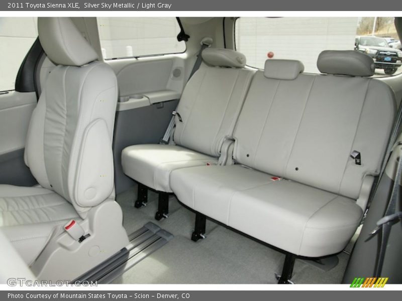  2011 Sienna XLE Light Gray Interior