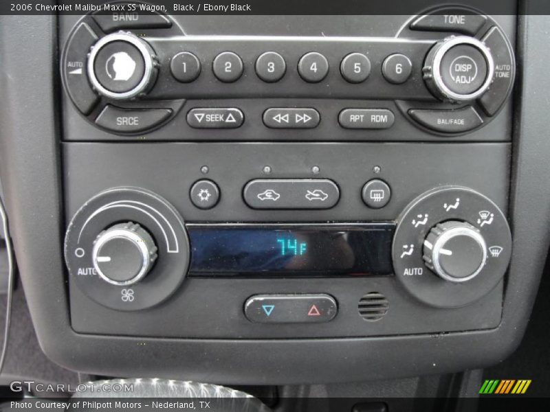 Controls of 2006 Malibu Maxx SS Wagon