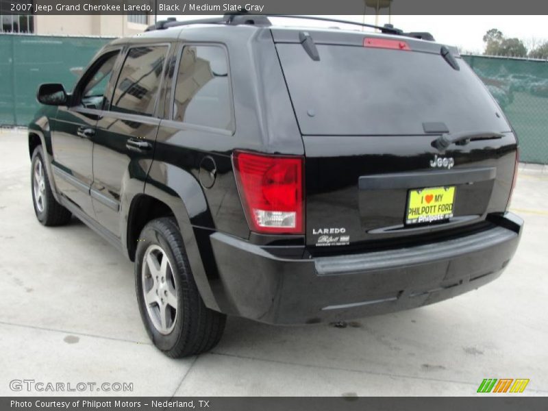 Black / Medium Slate Gray 2007 Jeep Grand Cherokee Laredo