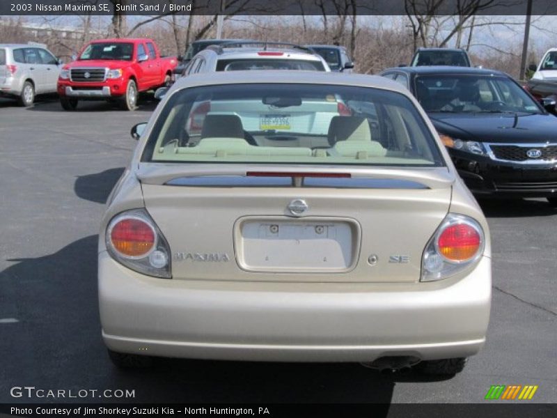 Sunlit Sand / Blond 2003 Nissan Maxima SE