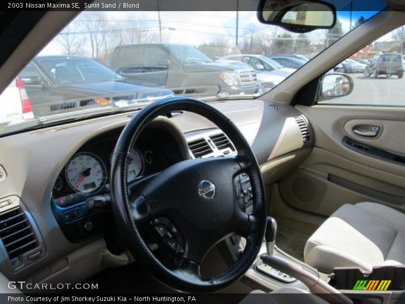Sunlit Sand / Blond 2003 Nissan Maxima SE