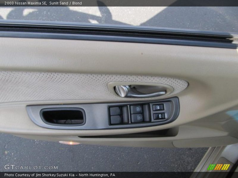 Sunlit Sand / Blond 2003 Nissan Maxima SE