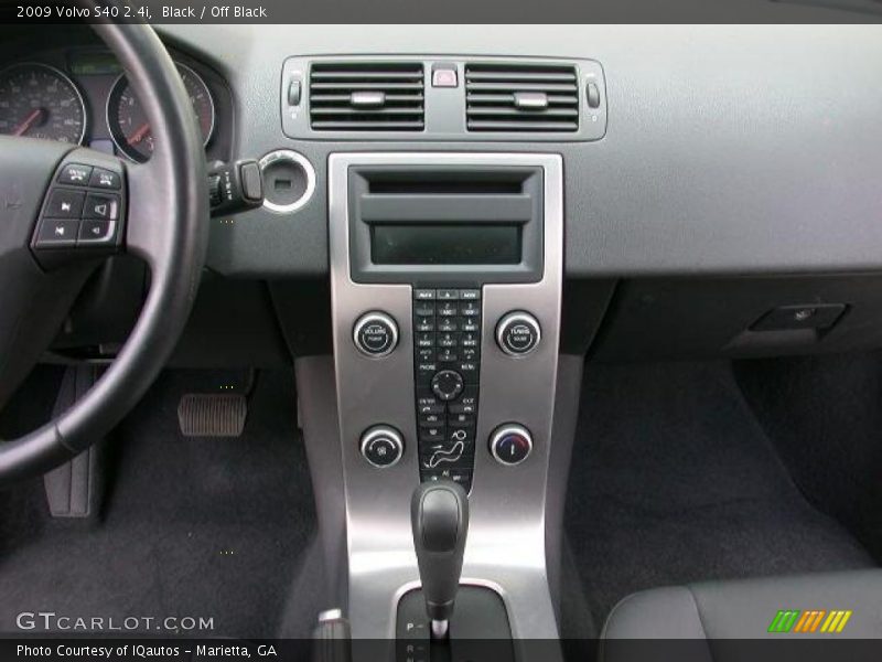 Controls of 2009 S40 2.4i