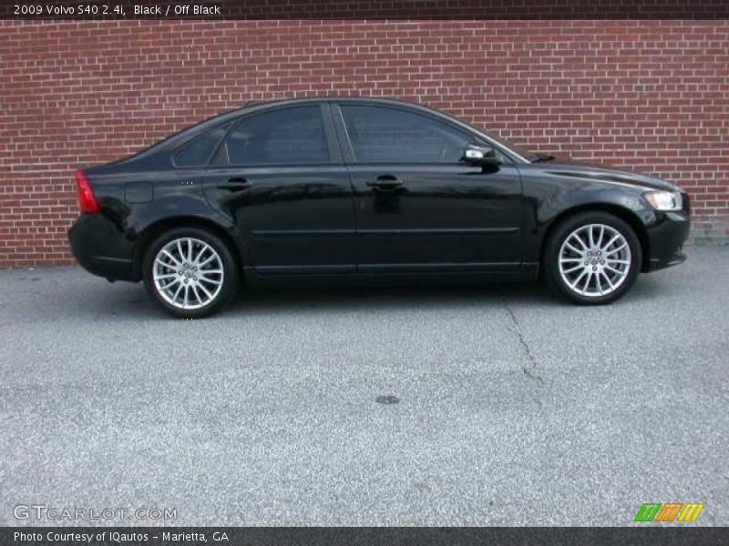  2009 S40 2.4i Black