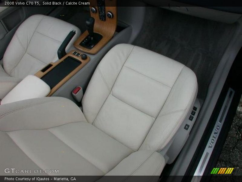 Solid Black / Calcite Cream 2008 Volvo C70 T5