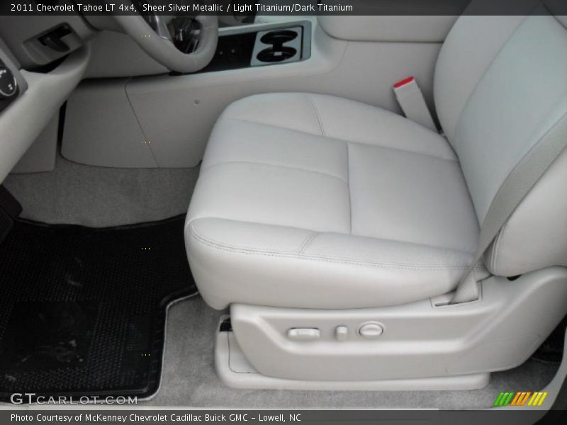 Sheer Silver Metallic / Light Titanium/Dark Titanium 2011 Chevrolet Tahoe LT 4x4