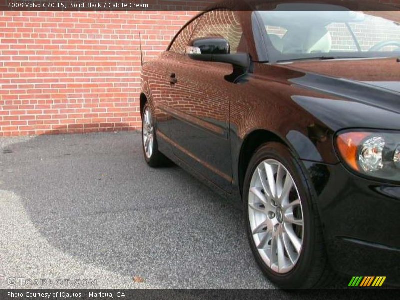 Solid Black / Calcite Cream 2008 Volvo C70 T5