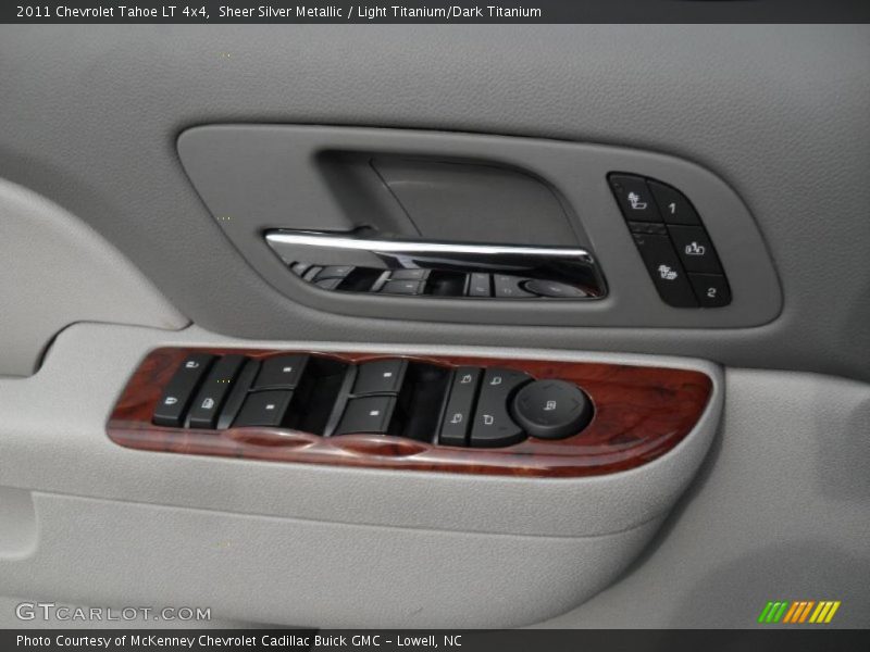 Sheer Silver Metallic / Light Titanium/Dark Titanium 2011 Chevrolet Tahoe LT 4x4