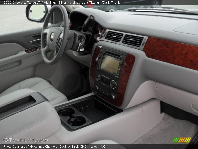 Sheer Silver Metallic / Light Titanium/Dark Titanium 2011 Chevrolet Tahoe LT 4x4