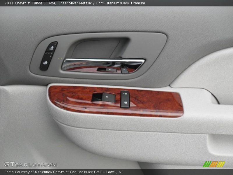 Sheer Silver Metallic / Light Titanium/Dark Titanium 2011 Chevrolet Tahoe LT 4x4