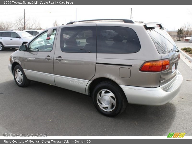 Sable Pearl / Oak Beige 1999 Toyota Sienna XLE