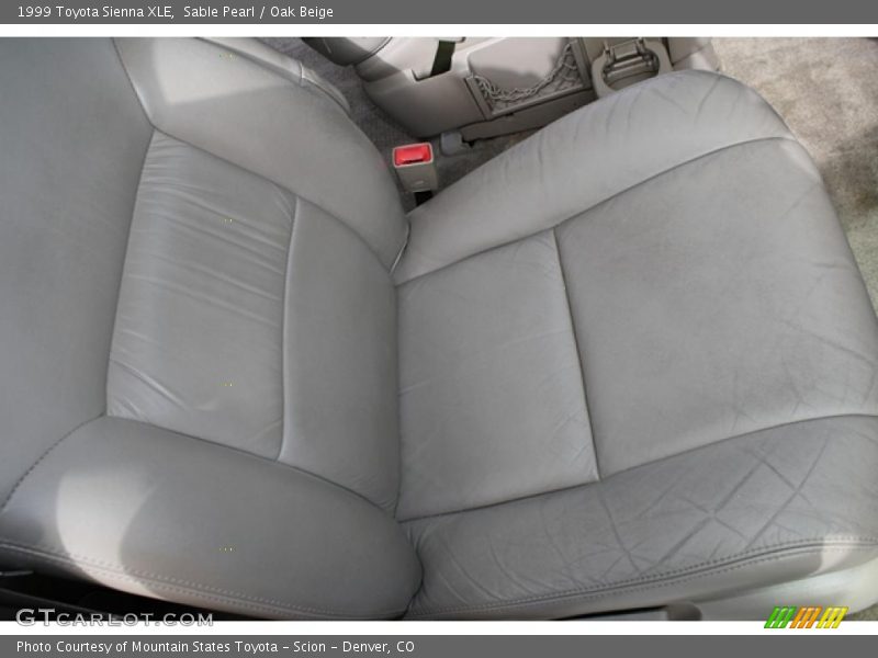 Sable Pearl / Oak Beige 1999 Toyota Sienna XLE