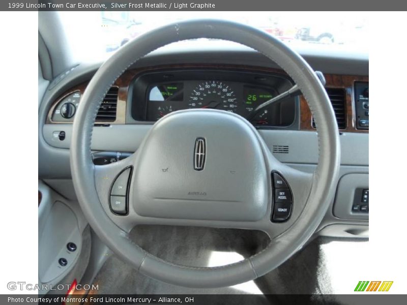  1999 Town Car Executive Steering Wheel