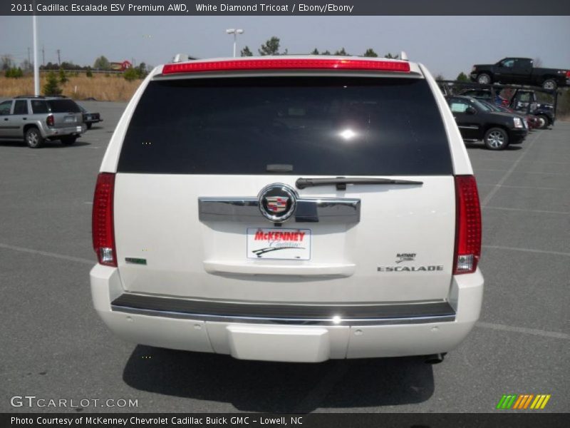 White Diamond Tricoat / Ebony/Ebony 2011 Cadillac Escalade ESV Premium AWD