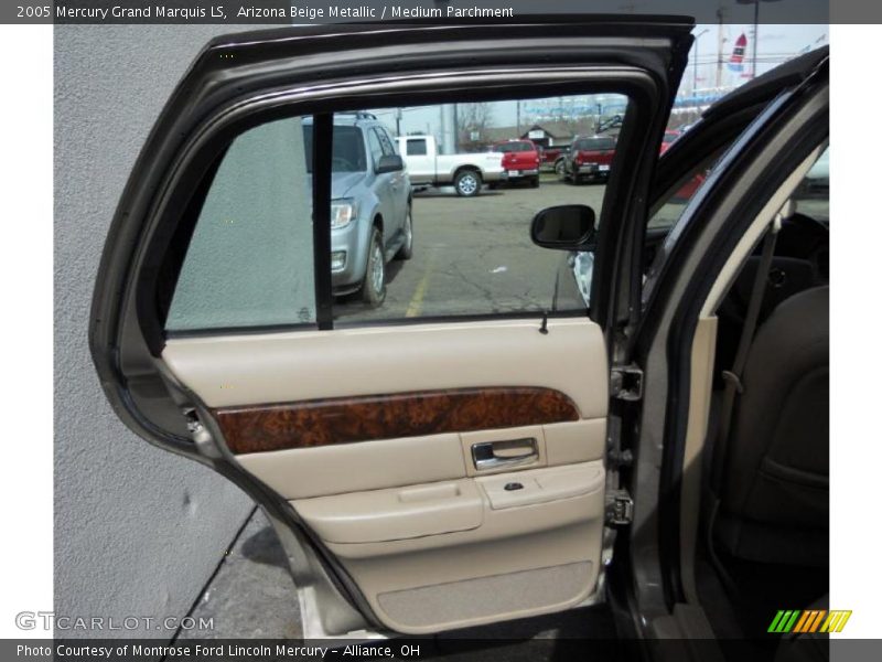 Door Panel of 2005 Grand Marquis LS