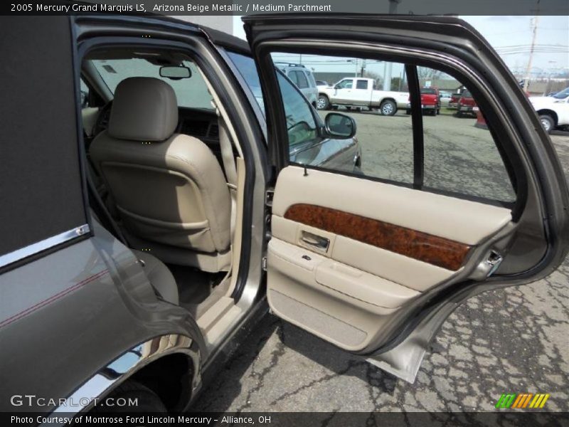 Door Panel of 2005 Grand Marquis LS