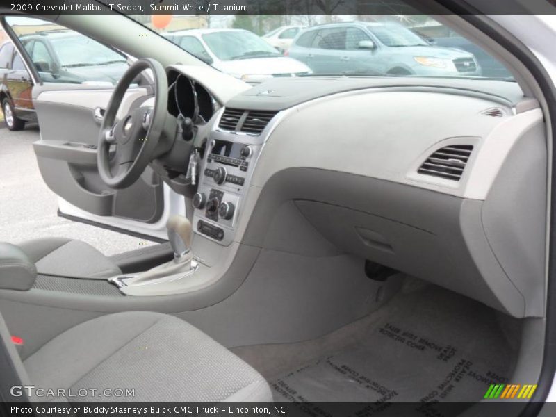 Summit White / Titanium 2009 Chevrolet Malibu LT Sedan