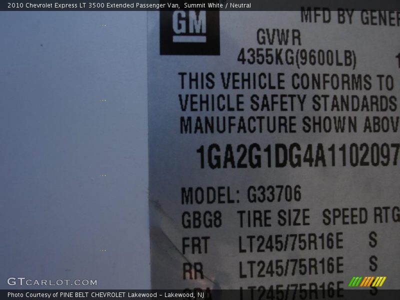 Summit White / Neutral 2010 Chevrolet Express LT 3500 Extended Passenger Van