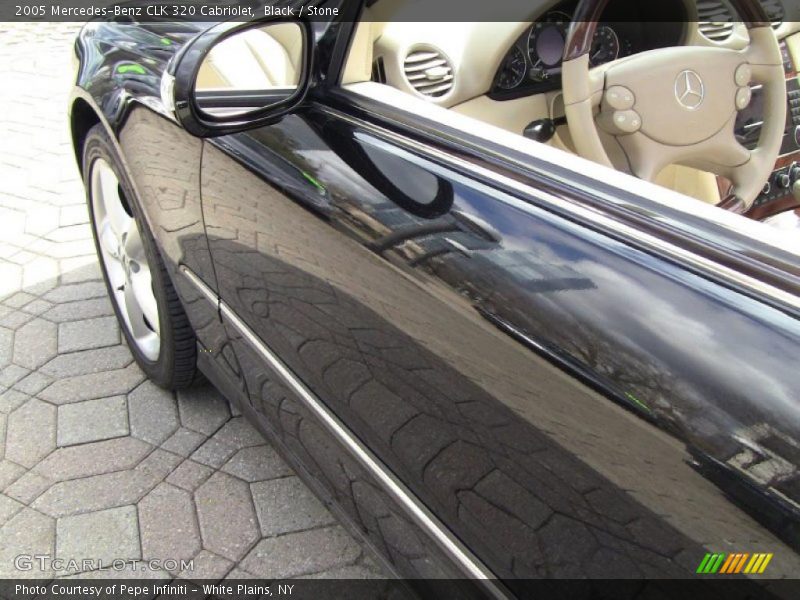 Black / Stone 2005 Mercedes-Benz CLK 320 Cabriolet