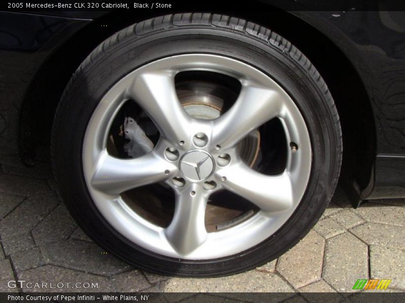  2005 CLK 320 Cabriolet Wheel