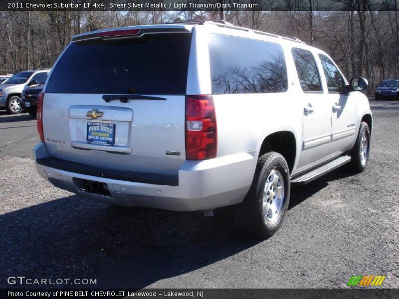 Sheer Silver Metallic / Light Titanium/Dark Titanium 2011 Chevrolet Suburban LT 4x4