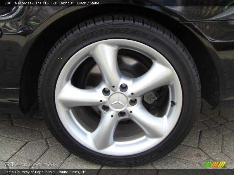  2005 CLK 320 Cabriolet Wheel