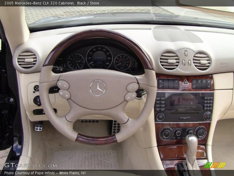 Controls of 2005 CLK 320 Cabriolet