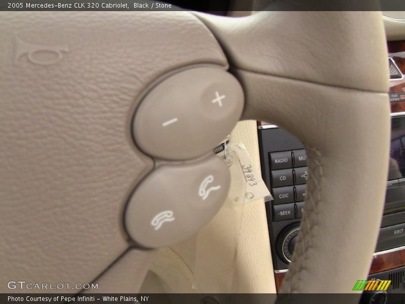 Controls of 2005 CLK 320 Cabriolet