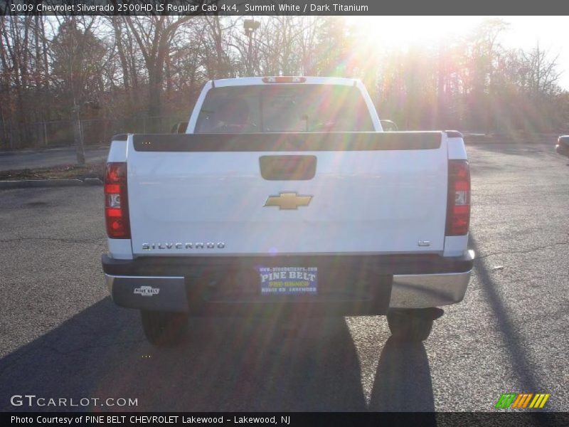 Summit White / Dark Titanium 2009 Chevrolet Silverado 2500HD LS Regular Cab 4x4