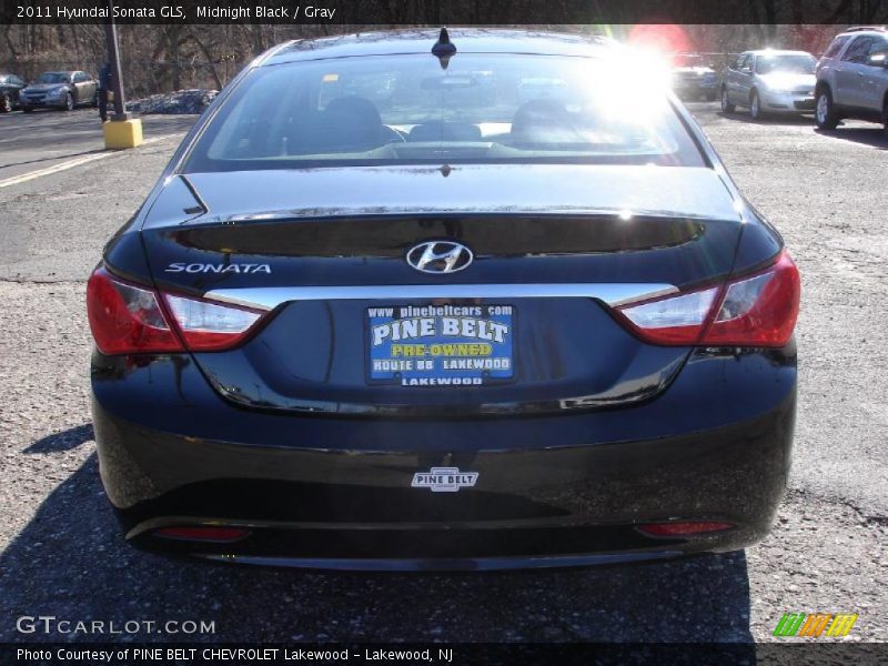 Midnight Black / Gray 2011 Hyundai Sonata GLS