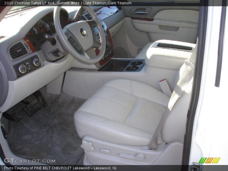 Summit White / Light Titanium/Dark Titanium 2010 Chevrolet Tahoe LT 4x4
