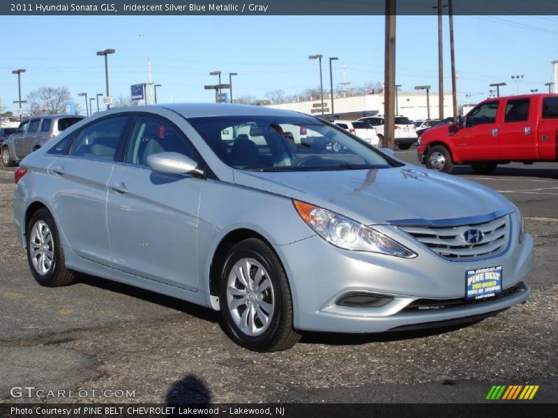 Front 3/4 View of 2011 Sonata GLS