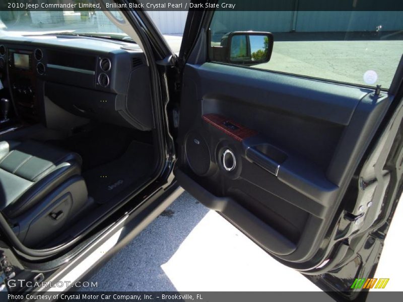 Brilliant Black Crystal Pearl / Dark Slate Gray 2010 Jeep Commander Limited