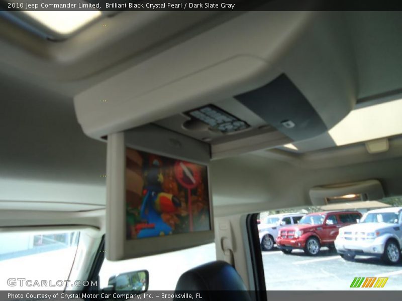 Brilliant Black Crystal Pearl / Dark Slate Gray 2010 Jeep Commander Limited
