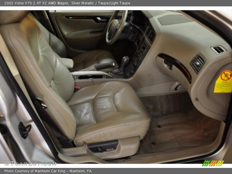 Silver Metallic / Taupe/Light Taupe 2002 Volvo V70 2.4T XC AWD Wagon