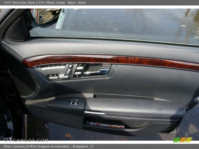 Black / Black 2007 Mercedes-Benz S 550 4Matic Sedan