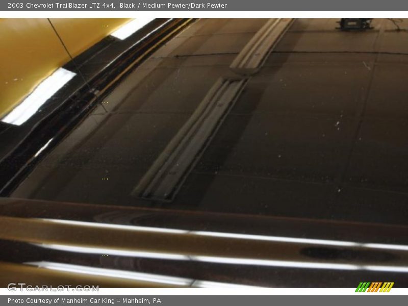 Black / Medium Pewter/Dark Pewter 2003 Chevrolet TrailBlazer LTZ 4x4