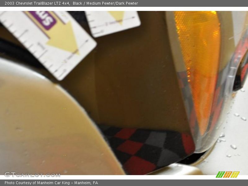 Black / Medium Pewter/Dark Pewter 2003 Chevrolet TrailBlazer LTZ 4x4