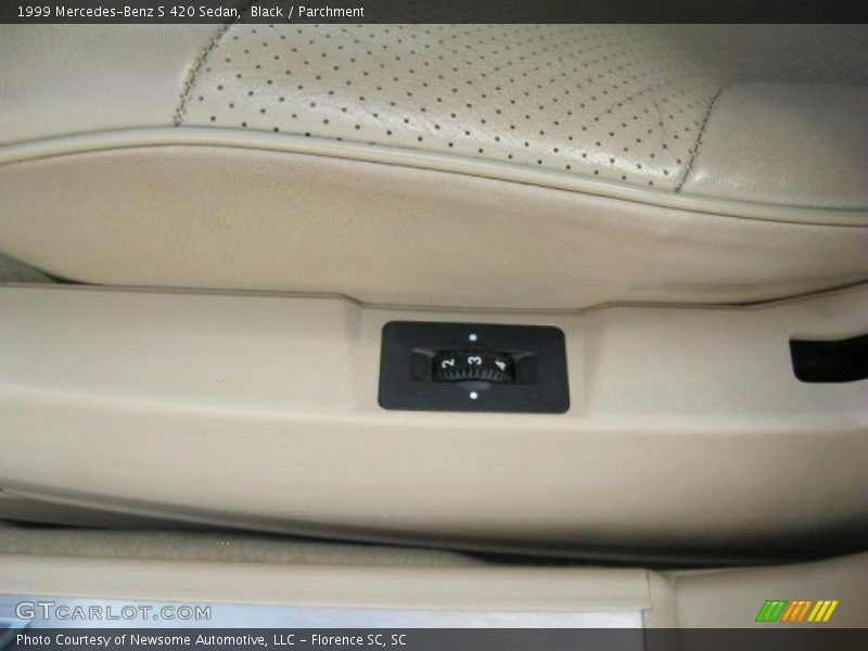 Black / Parchment 1999 Mercedes-Benz S 420 Sedan