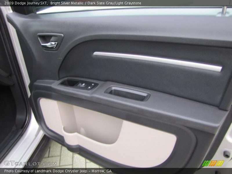 Bright Silver Metallic / Dark Slate Gray/Light Graystone 2009 Dodge Journey SXT