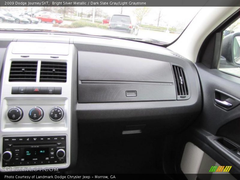 Bright Silver Metallic / Dark Slate Gray/Light Graystone 2009 Dodge Journey SXT