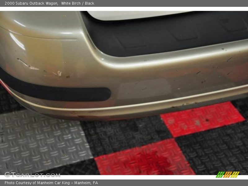 White Birch / Black 2000 Subaru Outback Wagon
