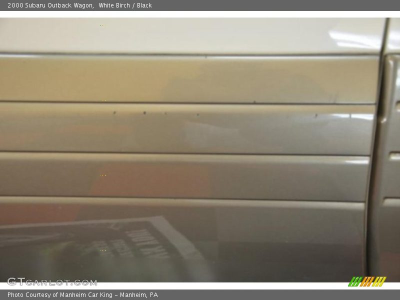 White Birch / Black 2000 Subaru Outback Wagon