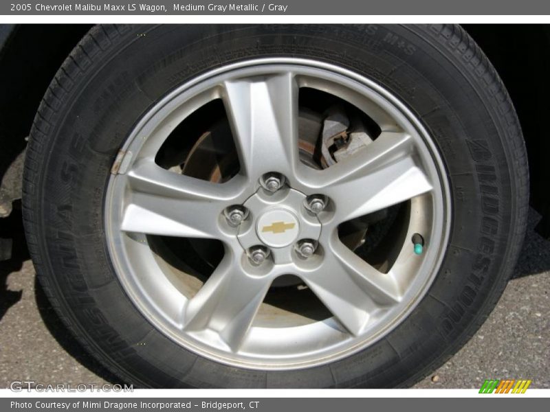  2005 Malibu Maxx LS Wagon Wheel