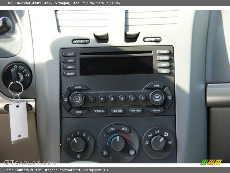 Controls of 2005 Malibu Maxx LS Wagon
