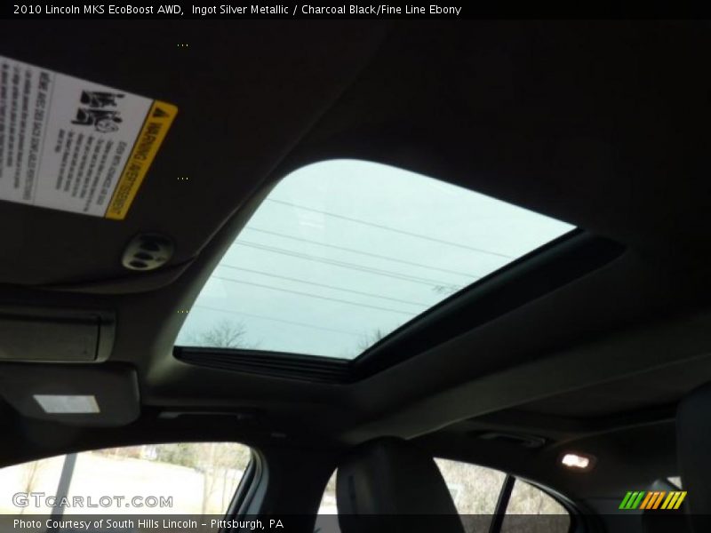 Sunroof of 2010 MKS EcoBoost AWD