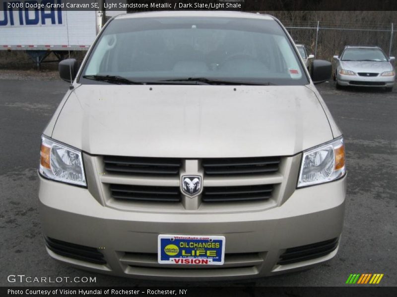 Light Sandstone Metallic / Dark Slate/Light Shale 2008 Dodge Grand Caravan SE