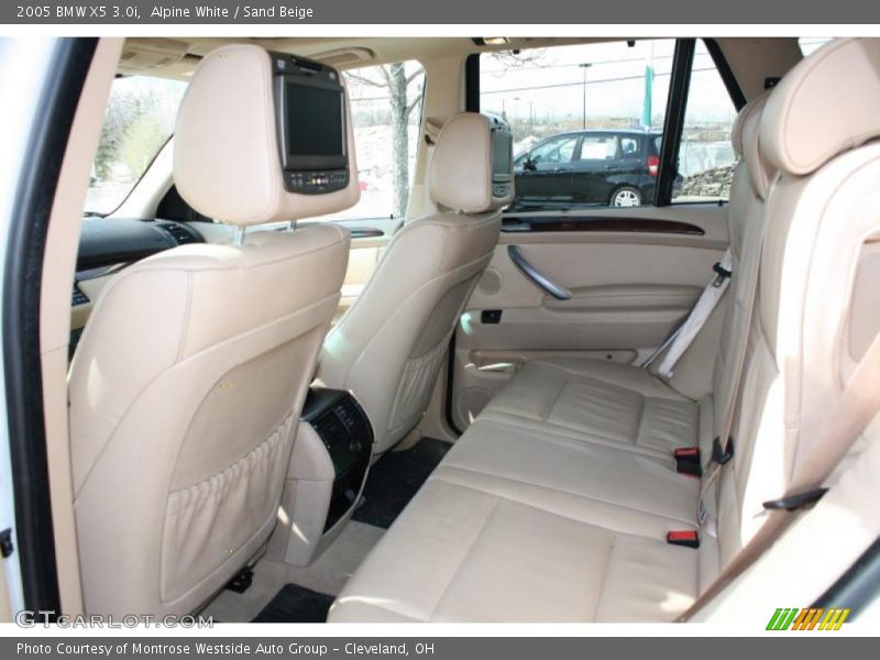Alpine White / Sand Beige 2005 BMW X5 3.0i